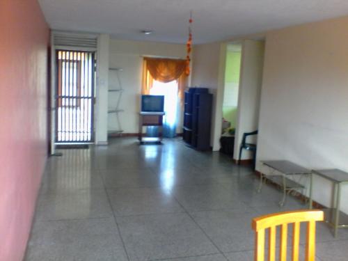 APARTAMENTO CIUDAD BOLIVAR ESTADO BOLIVAR URB AUGUSTO MALAVE VILLALBA EDIF 6 FRANCISCO OLIVO