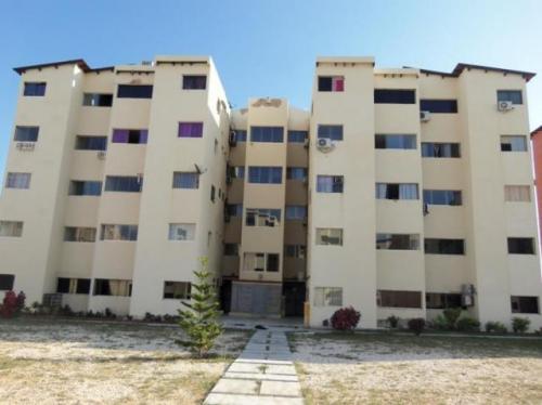 Apartamento en venta  Paraparal, Los Guayos, Carabobo código 17-1919