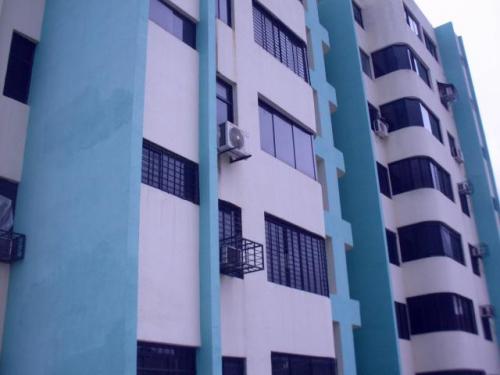 Apartamento en venta  Parque Valencia, Carabobo código 16-10957