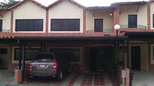 TownHouse en La Fuente de San Diego