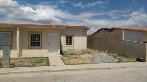 Casa Venta en Ciudad Alianza, Guacara, Carabobo código 17-2579