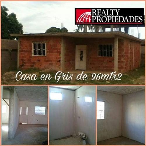 Casa en Circuito Cerrado - Ciudad Ojeda