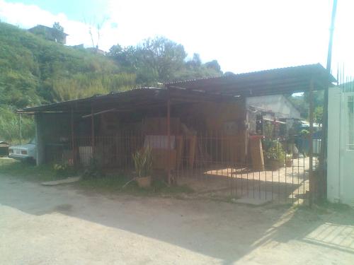Se vende casa en Los Teques. Edo Miranda