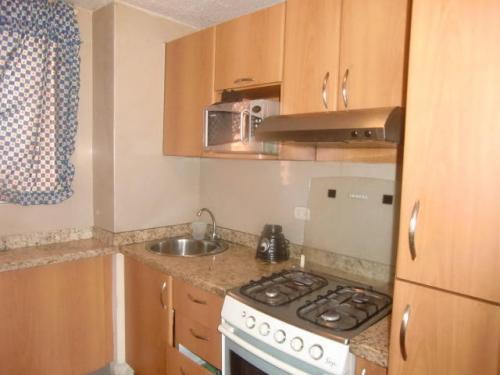 Apartamento en Los Tulipanes, San Diego, Carabobo código 17-1101