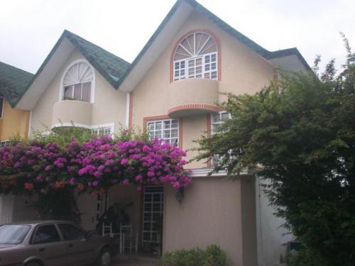Casa en Venta en La Rosaleda Flamingo suites Este de Barquisimeto