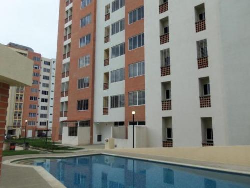 Apartamento en El Rincón, Naguanagua, Carabobo código 17-3241