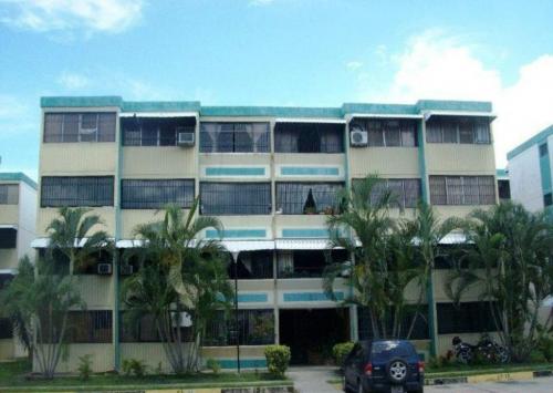 C&G Consultores Ofrece en venta, Apto en Conjunto Residencial Los Andes 1, San Diego-Carabobo.