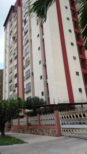 C&G Consultores ofrece en venta, Apartamento en valles de Camoruco, Valencia.