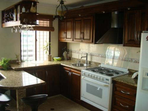 Apartamento en Venta Los Mangos, Valencia, Carabobo código 17-3660