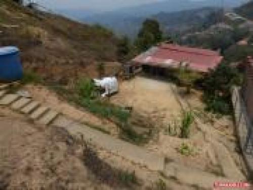 TERRENO PROPIO MAS BIENECHURIAS.