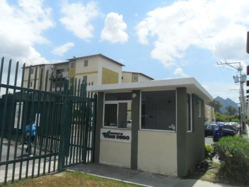 Bello Apartamento en Senderos de San Diego!