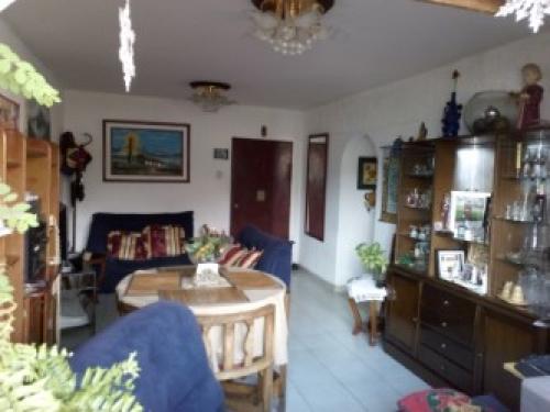 Cómodo, amplio y centrico apartamento