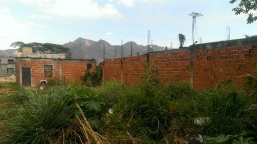 Se vende Terreno con casa en monte sinai