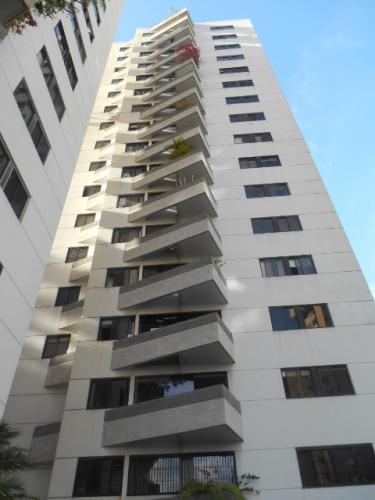 Lindo inmueble en venta en Los Samanes