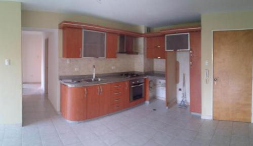 Apartamento en venta El Bosque, Valencia, Carabobo código 17-4361