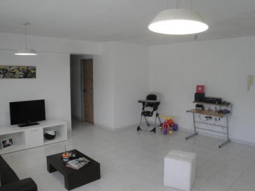 Apartamento en venta Mañongo, Valencia, Carabobo código 15-11615 