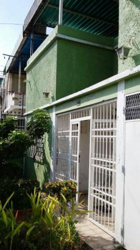 C&G Consultores ofrece en venta Casa en Urb. Santa Ana, Maracay.