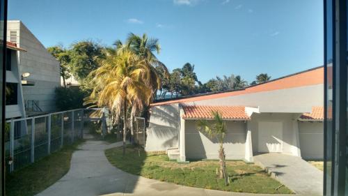VENDO APARTAMENTO LECHERIA DORAL BEACH 