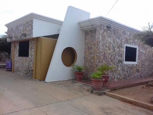 Casa en venta en Los Puertos  de  Altagracia , Zulia  