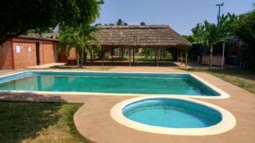 Granja en venta en famoso club La Guadalupana