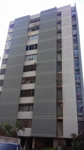 Hermoso apartamento en sector Tierra Negra Maracaibo
