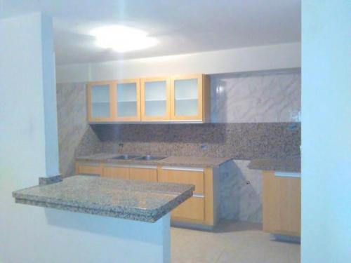 Apartamento en venta Prebo I, Valencia, Carabobo código 17-3278