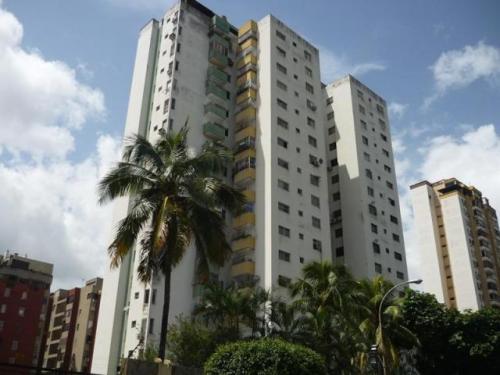 Apartamento en venta La Trigaleña, Valencia, Carabobo código 17-4974