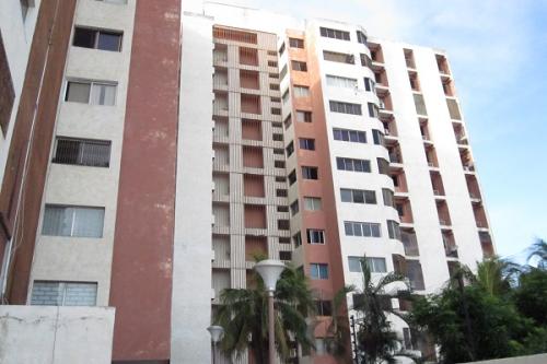 En Venta Espacioso Apartamento - Sector Belloso - Maracaibo 