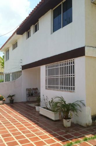Espaciosa  casa  en  venta  en  sector  El  Naranjal  Maracaibo  