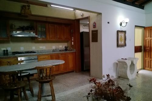 Excelente Townhouse Lote I Urbanización La Ciudadela