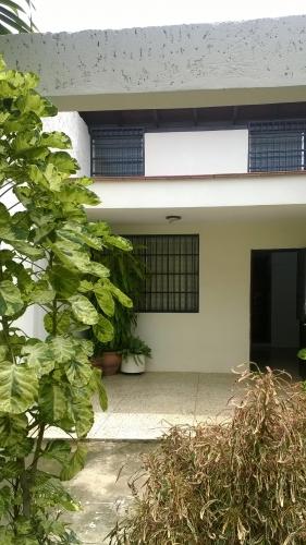 Townhouse en CAGUA