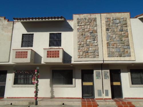 Casa TH en venta Tazajal, Naguanagua, Carabobo código 16-20282