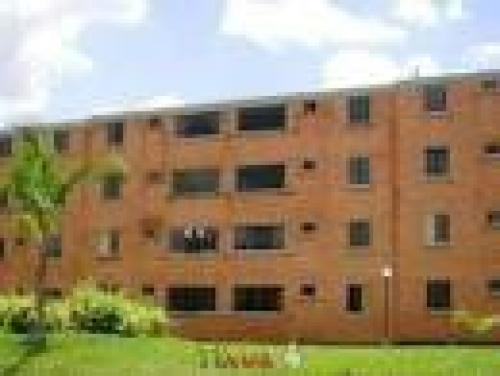 EN VENTA APTO TULIPÁN SAN DIEGO 56 MTS 3 HAB 1 BAÑO 1 PSTO PISO 4