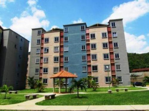 Apartamento en Terrazas de San Diego, Carabobo código 17-6752