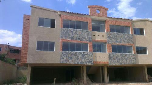 VENDO APARTO QUINTA VILLAS KAMARATA EN EL MANANTIAL, NAGUANAGUA