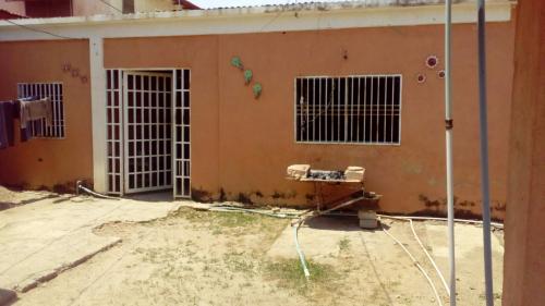 Casa en Venta Principal de las Delicias Viejas, Cabimas Zulia