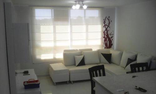 Vendo Apartamento amoblado y remodelado en Marina del Rey