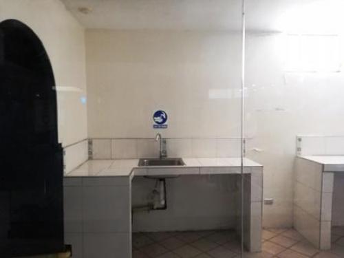 Local Comercial en Alquiler Av. Bolívar Norte, Valencia, Carabobo código 17-7430