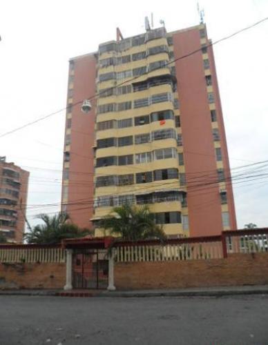   Apartamento En Venta  Estado Miranda Guatire - Casco Central - El Ingenio - Los Olivos Urb. Las mercedes Municipio zamora