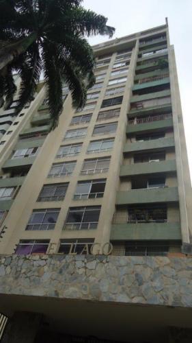 SKY GROUP VENDE Apartamento en Av. Bolivar, Residencias El Lago