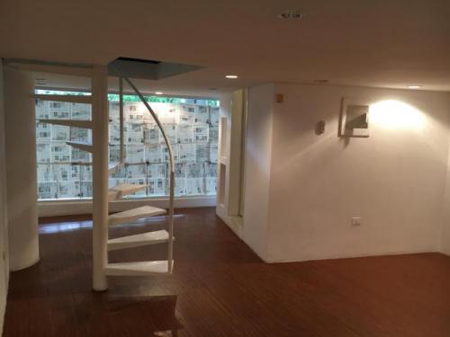 Alquiler de Local Comercial en Sabana Larga, Valencia, Carabobo código 17-6421