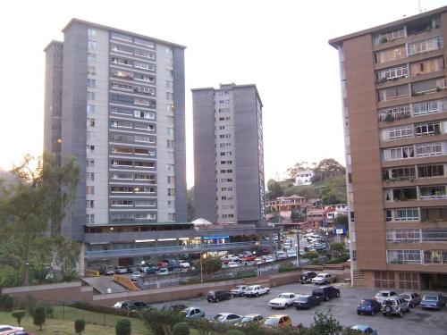 Habitación amoblada San Antonio de los Altos . Edo. Miranda