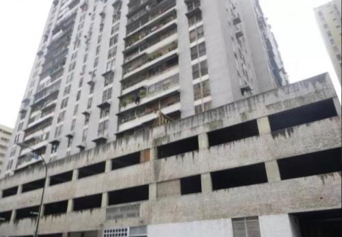 VENDE lindo apartamento en la Candelaria de 69 Mt2