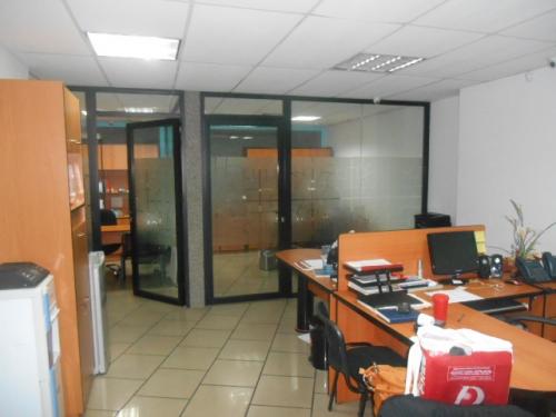   Local Comercial En Venta  Centro de Caracas Municipio Libertador- Parroquia Santa Teresa Código:  7700-95-2017