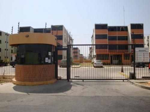 SKY GROUP vende bonito apartamento en Paraparal