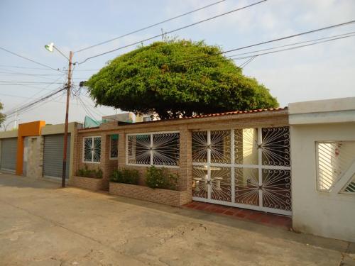 SuEspacio Bienes Raíces,C.A. En Venta, Casa en Maracaibo 