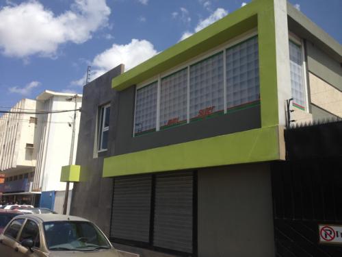 SE VENDE MINI MARKET 99 Y FARMA EXPRESS