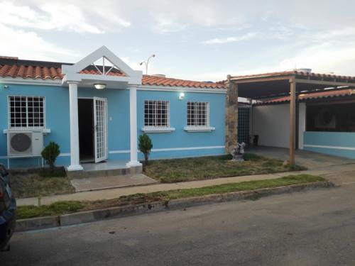EN VENTA CASA CONJUNTO RESIDENCIAL AURORA