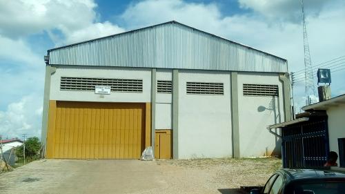 SE VENDE GALPÓN Y FONDO DE COMERCIO