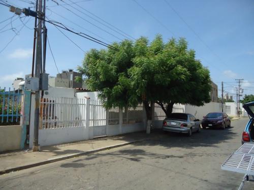 SuEspacio Bienes Raíces, C.A. Vende Terreno - Sector Porvenir - Barrio Obrero